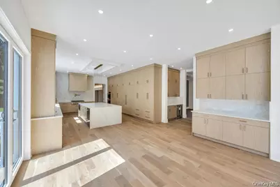 54 Landview Drive, Dix Hills, NY 11746 - Photo 3