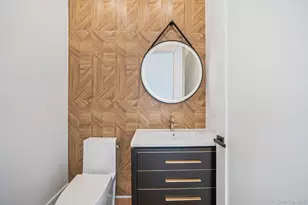 54 Landview Dr, Dix Hills, NY 11746 - Photo 17