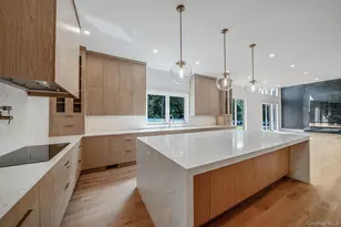 54 Landview Dr, Dix Hills, NY 11746 - Photo 5