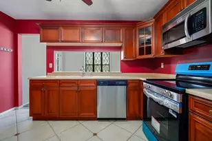 391 Sierra Vista Ln, Valley Cottage, NY 10989 - Photo 13