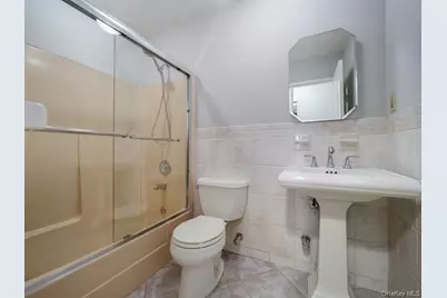 391 Sierra Vista Lane, Valley Cottage, NY 10989 - Photo 21