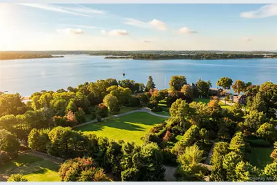 31 Fort Hill Drive, Lloyd Harbor, NY 11743 - Photo 5