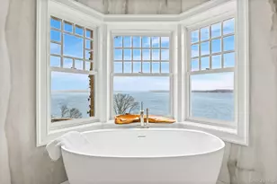 31 Fort Hill Dr, Lloyd Harbor, NY 11743 - Photo 29