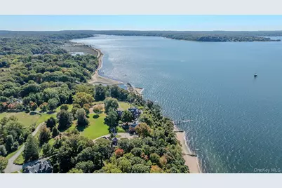 31 Fort Hill Drive, Lloyd Harbor, NY 11743 - Photo 23
