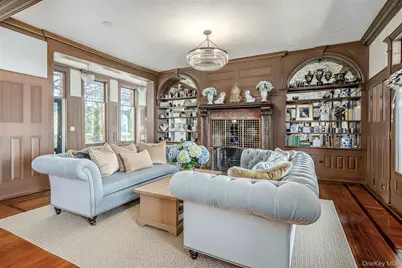 31 Fort Hill Drive, Lloyd Harbor, NY 11743 - Photo 23