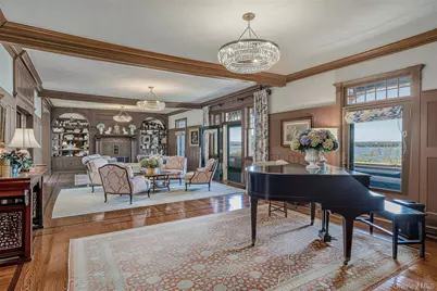 31 Fort Hill Drive, Lloyd Harbor, NY 11743 - Photo 13