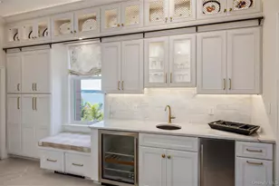 31 Fort Hill Dr, Lloyd Harbor, NY 11743 - Photo 19