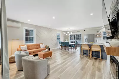 22 Miriam Parkway, Elmont, NY 11003 - Photo 7