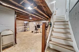 22 Miriam Pkwy, Elmont, NY 11003 - Photo 19