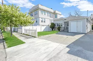 544 Beach 67th St, Arverne, NY 11692 - Photo 1