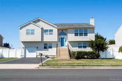 17 Clifton Street, Farmingdale, NY 11735 - Photo 1