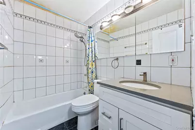 150-38 Union Turnpike #1A, Flushing, NY 11367 - Photo 11