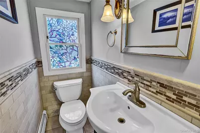 225 Hilton Avenue, Hempstead, NY 11550 - Photo 19