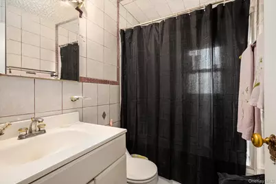 188 Beechwood Avenue, Roosevelt, NY 11575 - Photo 7