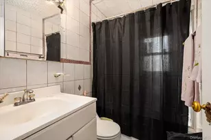 188 Beechwood Ave, Roosevelt, NY 11575 - Photo 7