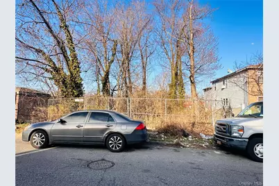 113 Avenue Avenue, Jamaica, NY 11433 - Photo 1