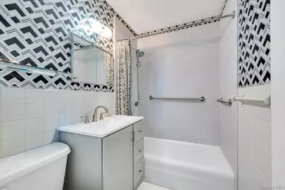 39-60 54th St #2C, Woodside, NY 11377 - Photo 11