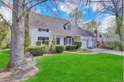 12 Barberry Lane, East Hills, NY 11577 - Photo 3