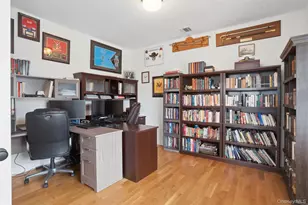 108 Joyce Wy, New Windsor, NY 12553 - Photo 13