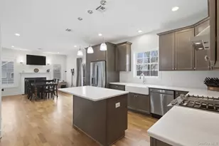 108 Joyce Wy, New Windsor, NY 12553 - Photo 7