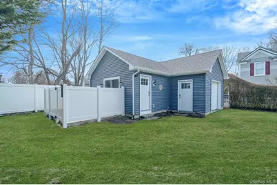 407 Wiggins Street, Greenport, NY 11944 - Photo 15