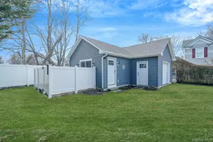 407 Wiggins St, Greenport, NY 11944 - Photo 15