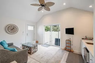 407 Wiggins St, Greenport, NY 11944 - Photo 27