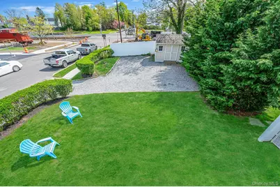 401 Wiggins Street, Greenport, NY 11944 - Photo 7