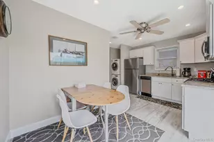 401 Wiggins St, Greenport, NY 11944 - Photo 21