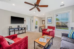 401 Wiggins St, Greenport, NY 11944 - Photo 29