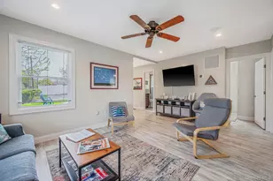 401 Wiggins St, Greenport, NY 11944 - Photo 17