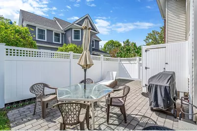 401 Wiggins Street, Greenport, NY 11944 - Photo 15