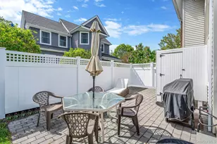 401 Wiggins St, Greenport, NY 11944 - Photo 15