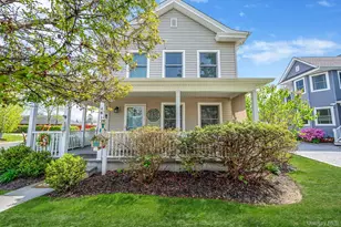 401 Wiggins St, Greenport, NY 11944 - Photo 3