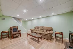 77 Tyrconnell Ave, Massapequa Park, NY 11762 - Photo 31