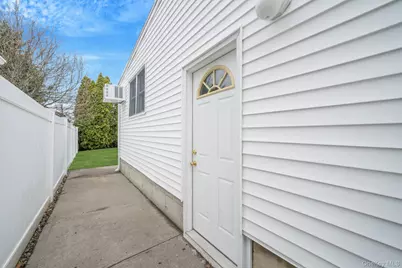 77 Tyrconnell Avenue, Massapequa Park, NY 11762 - Photo 37