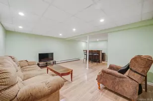 77 Tyrconnell Ave, Massapequa Park, NY 11762 - Photo 29