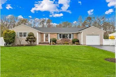1390 Thompson Drive, Bay Shore, NY 11706 - Photo 1