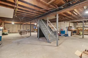 1390 Thompson Dr, Bay Shore, NY 11706 - Photo 21