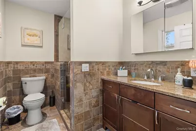 1390 Thompson Drive, Bay Shore, NY 11706 - Photo 15