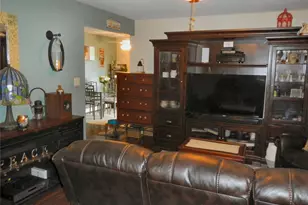 146 Millard Ave, West Babylon, NY 11704 - Photo 15