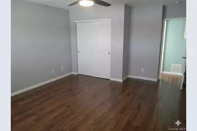 146 Millard Avenue #146, West Babylon, NY 11704 - Photo 19