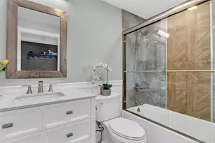 14 Chatham Pl, Dix Hills, NY 11746 - Photo 7