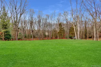 14 Chatham Place, Dix Hills, NY 11746 - Photo 17