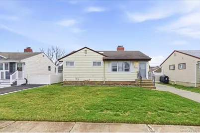 61 Grant Street, Freeport, NY 11520 - Photo 19