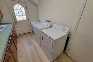 475 Route 25A, Rocky Point, NY 11778 - Photo 17