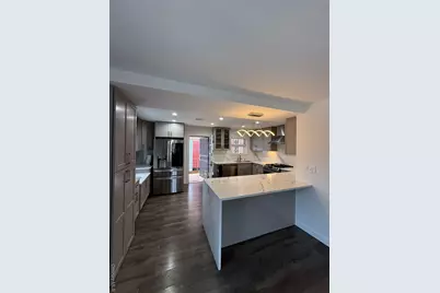 1090 Pelham Parkway S, Bronx, NY 10461 - Photo 23