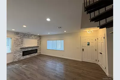 1090 Pelham Parkway S, Bronx, NY 10461 - Photo 13