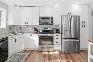 178 Geery Ave, Holbrook, NY 11741 - Photo 11