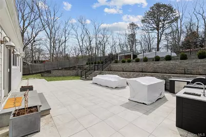 6 W Landing Road, Hampton Bays, NY 11946 - Photo 7